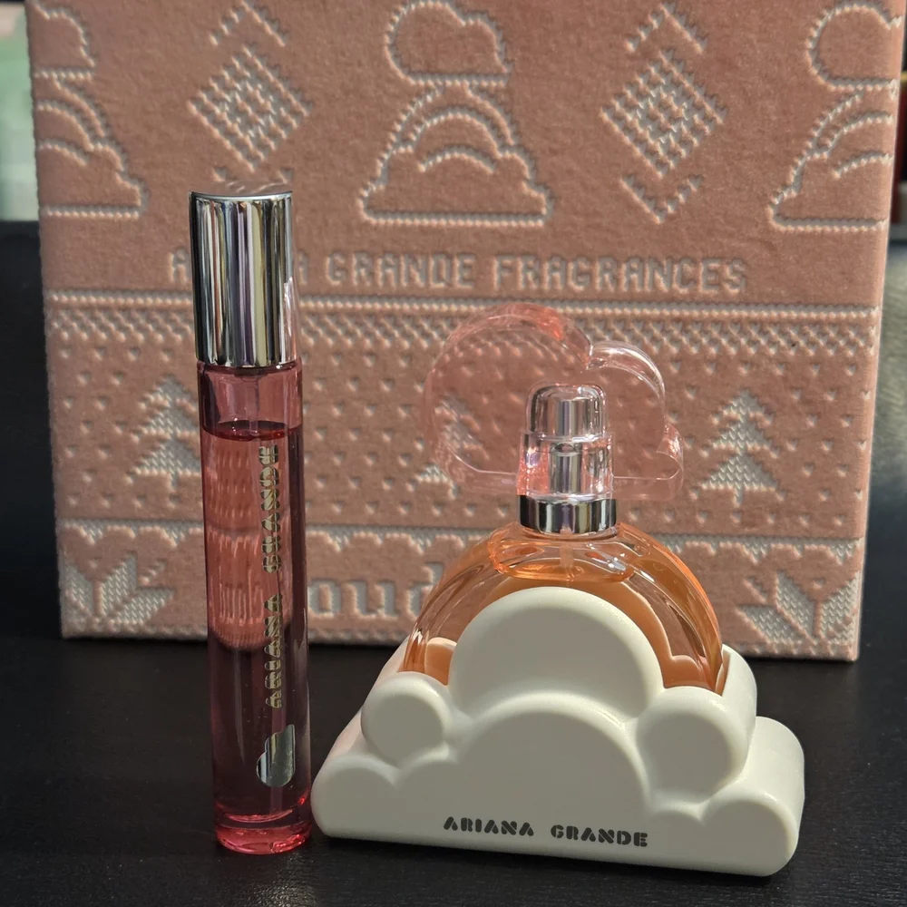 Ariana Grande Cloud Pink Gift Set